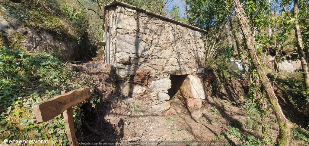 Molino en la Fervenza de Budián