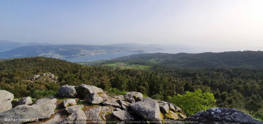 Mirador de Candón Grande y Candón Pequeno vistas ria de vigo