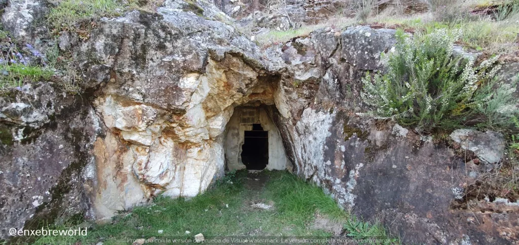 Galerías Minas de Brués