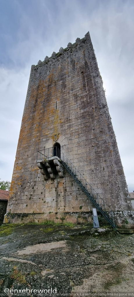 Torre Lapela en Monçao