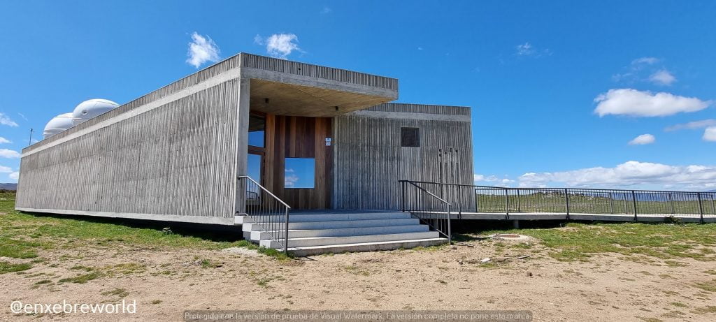 Observatorio Astronómico de A Veiga Ruta en furgoneta por Galicia.